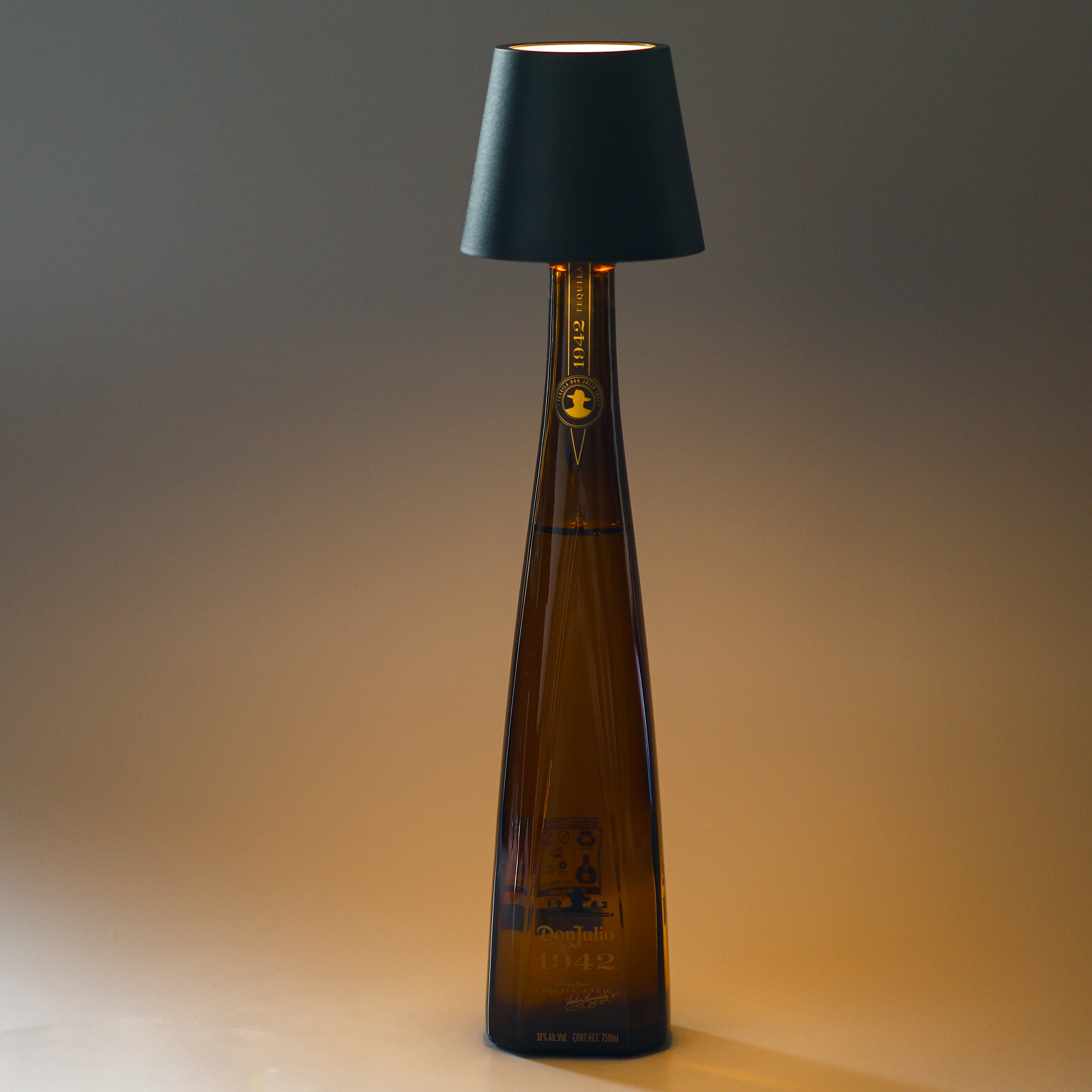 Don julio 1942 wireless lamp