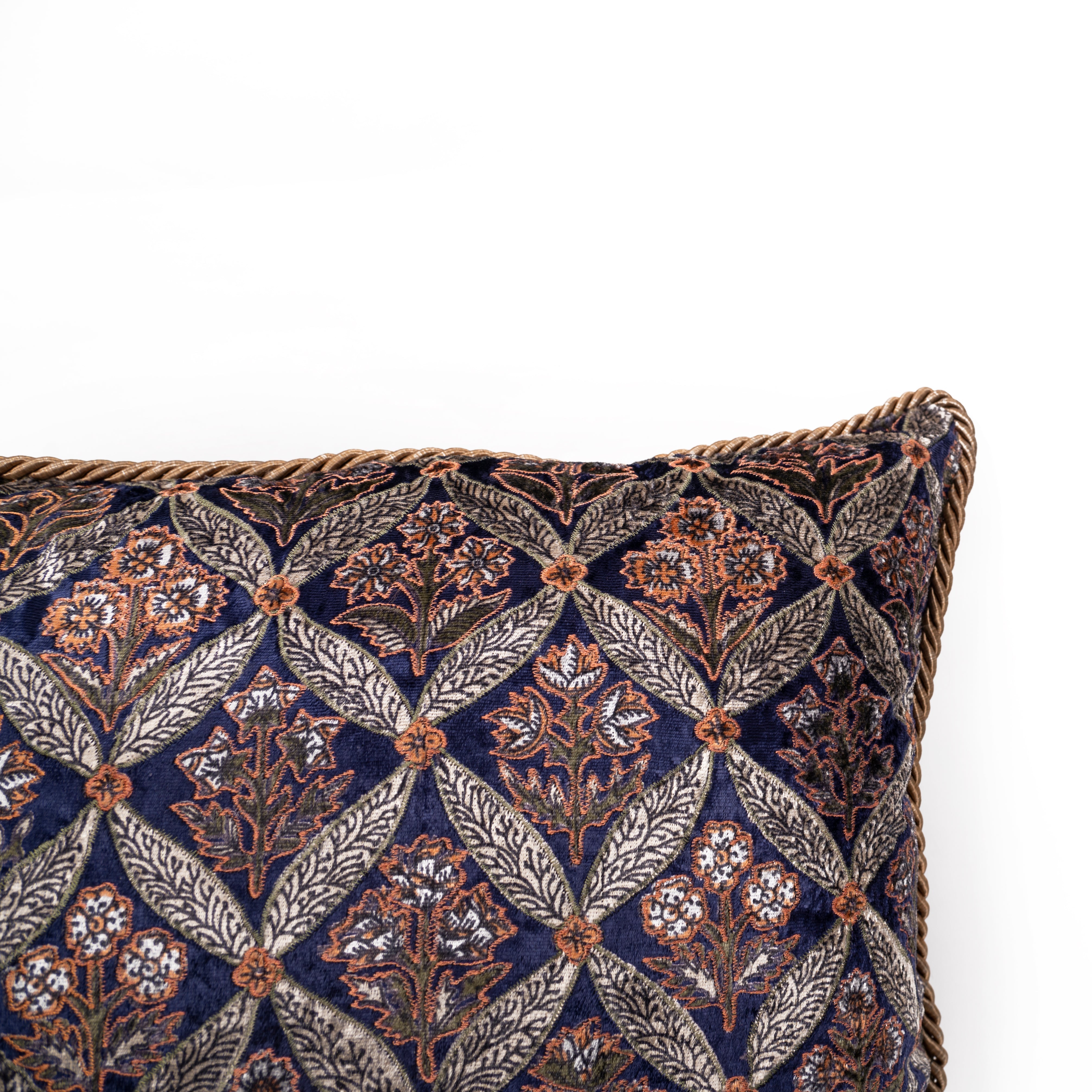 Velvet cushion