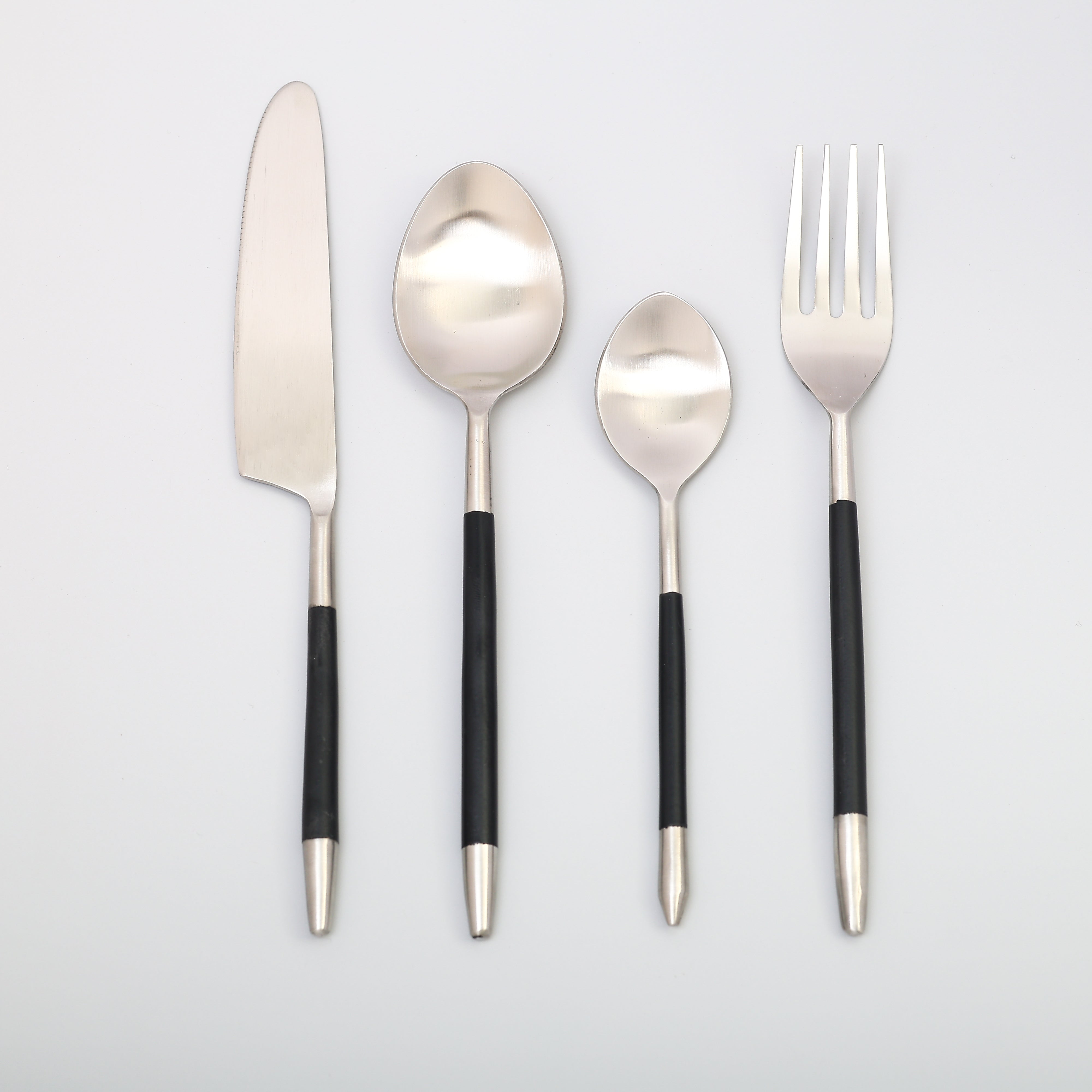 Bombay Black Cutlery Silver(Set Of 4)