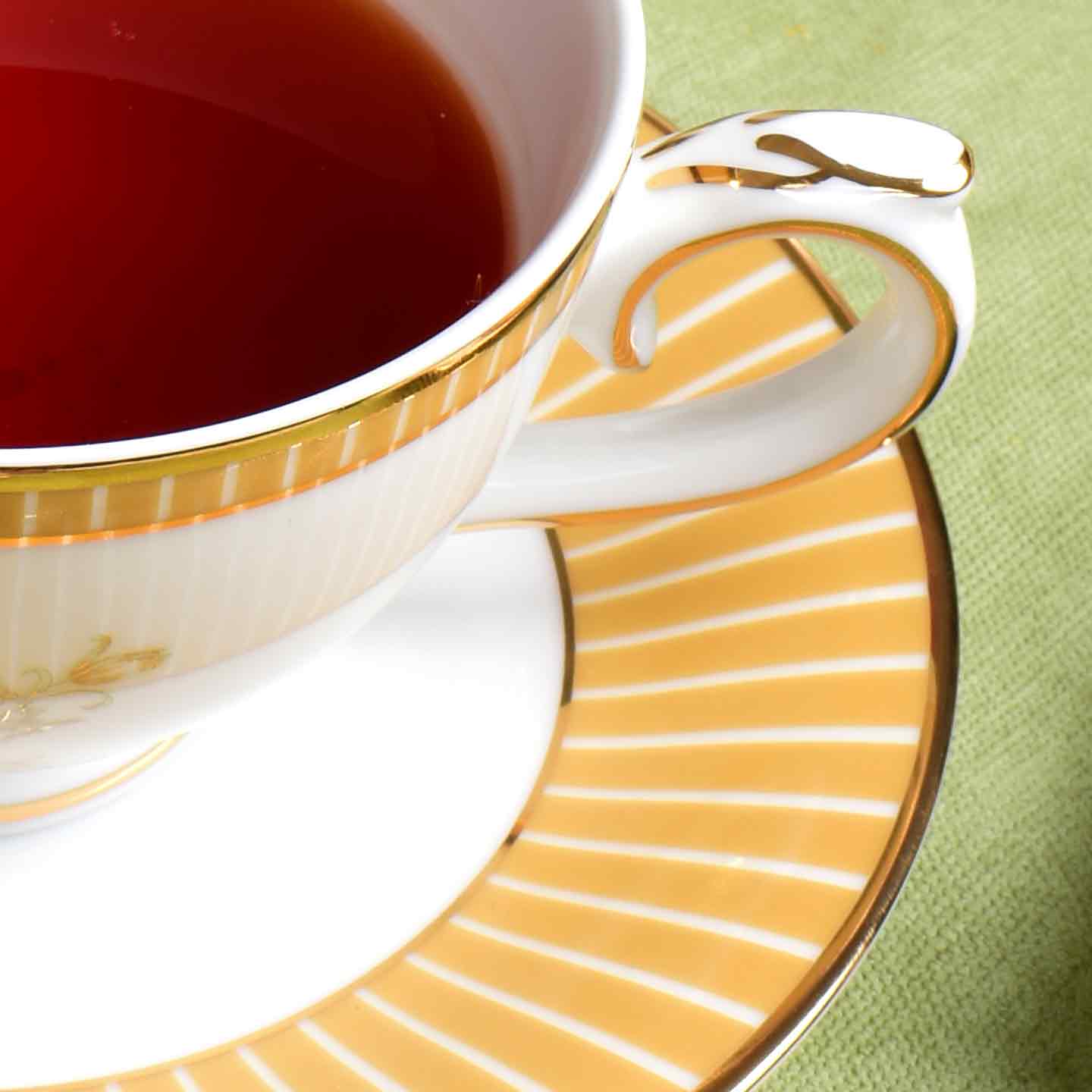Mustard Iris Tea set | 17 PCS