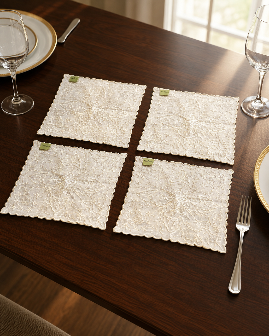 COCKTAIL NAPKIN SOFT WHITE (SET OF 4)