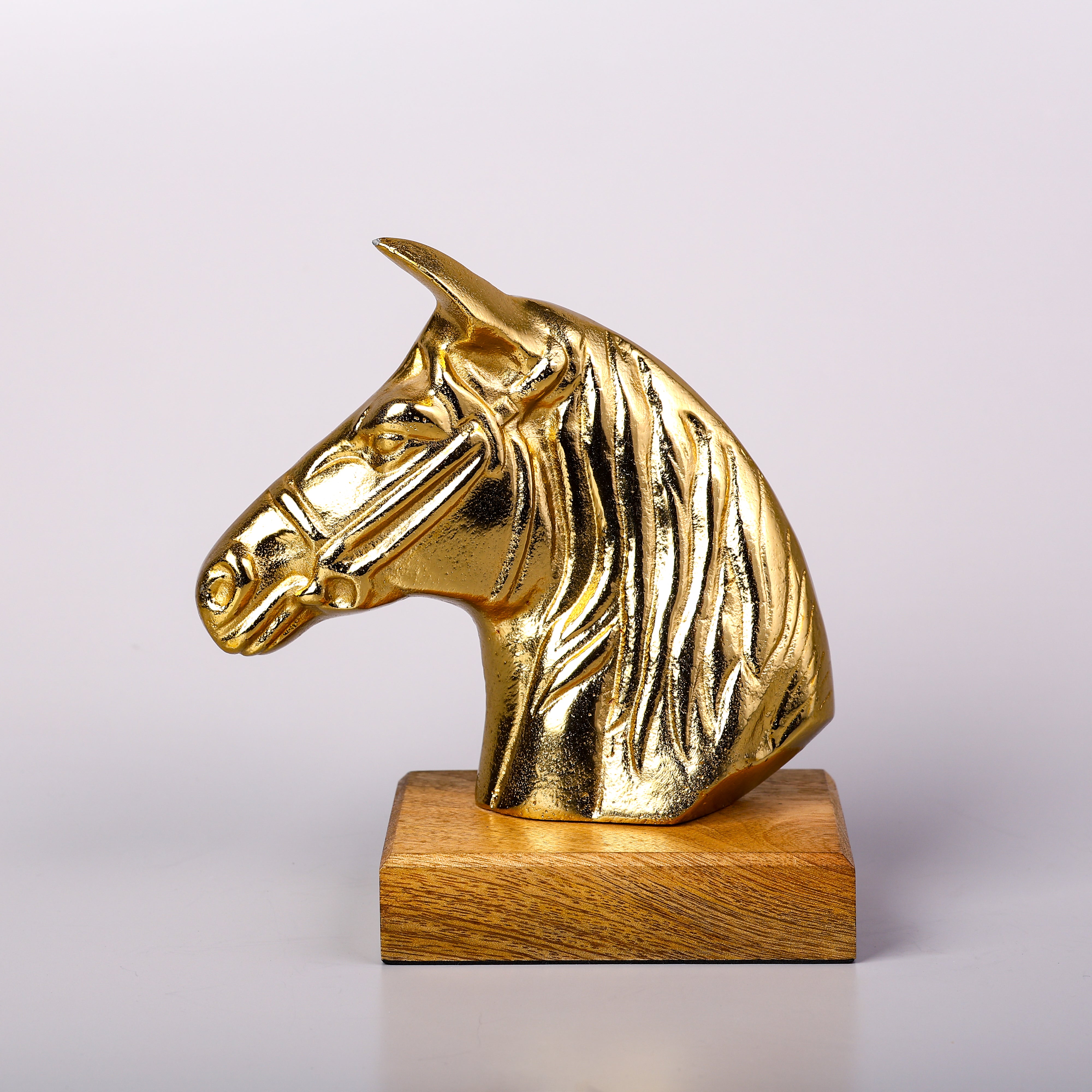 monarch horse