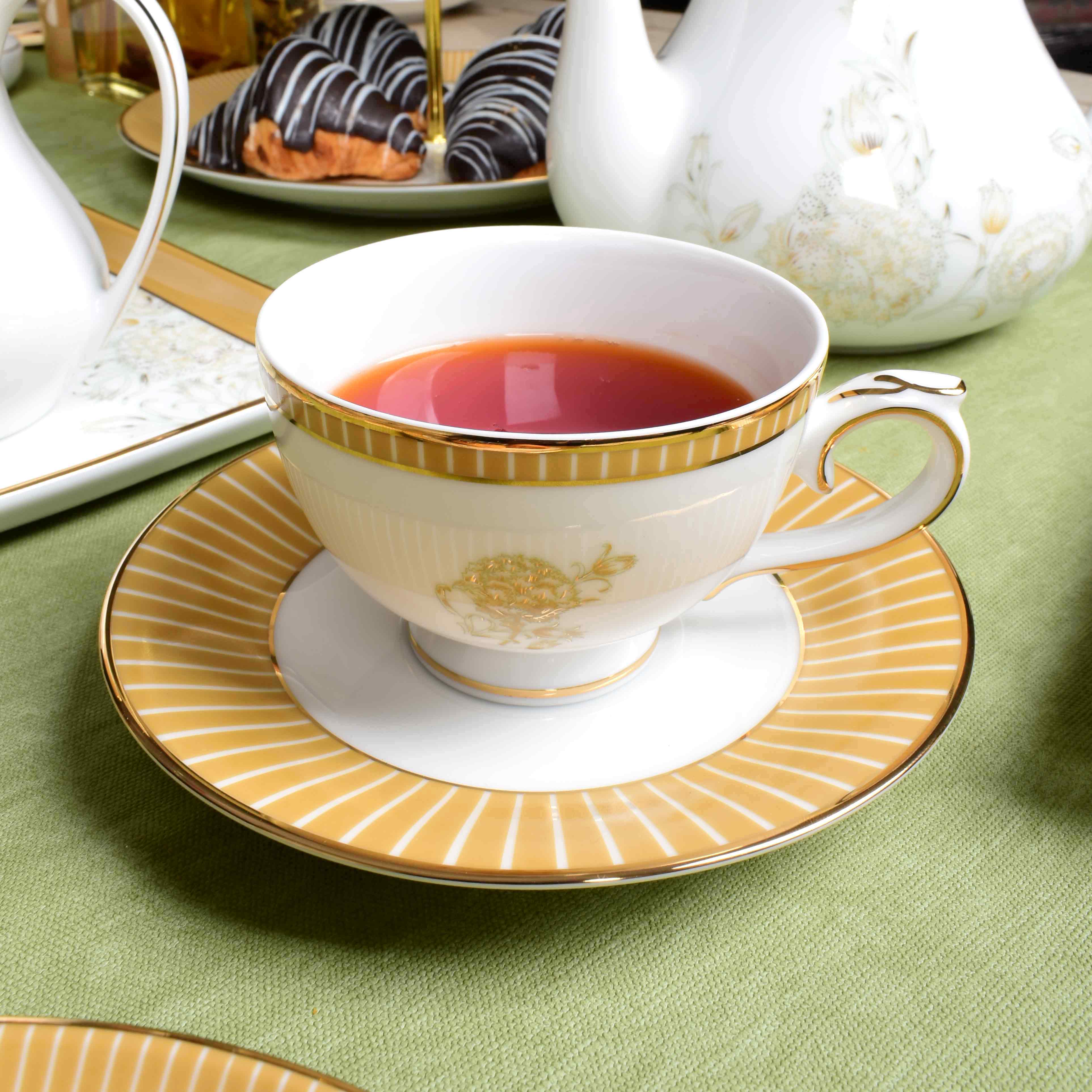 Mustard Iris Tea set | 17 PCS