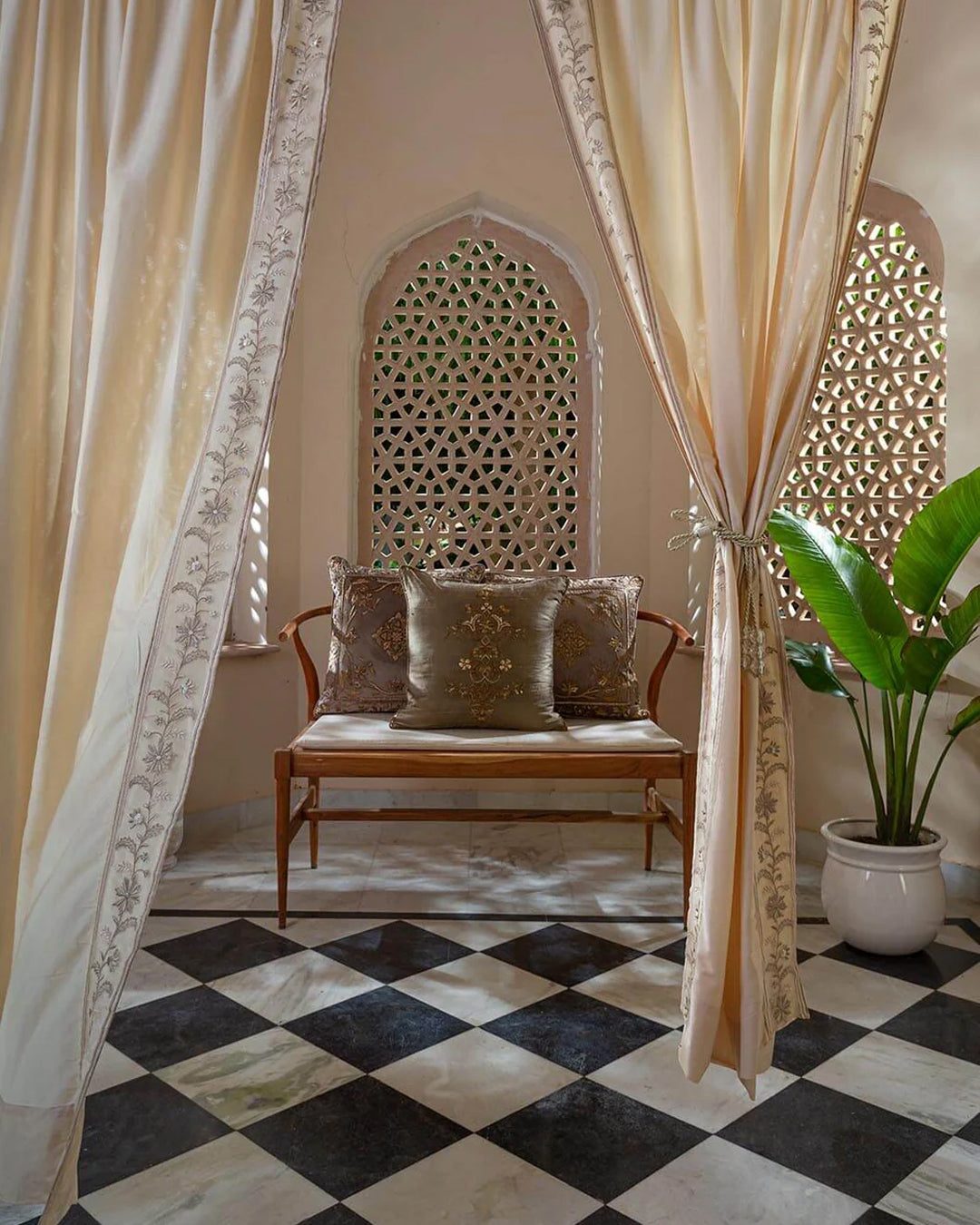 Qadir Charcoal Cushion